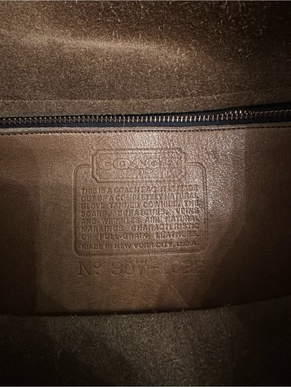 Coach NYC Vintage Stewardess Shoulder Bag- Putty/British Tan (?) - Picture 9 of 12